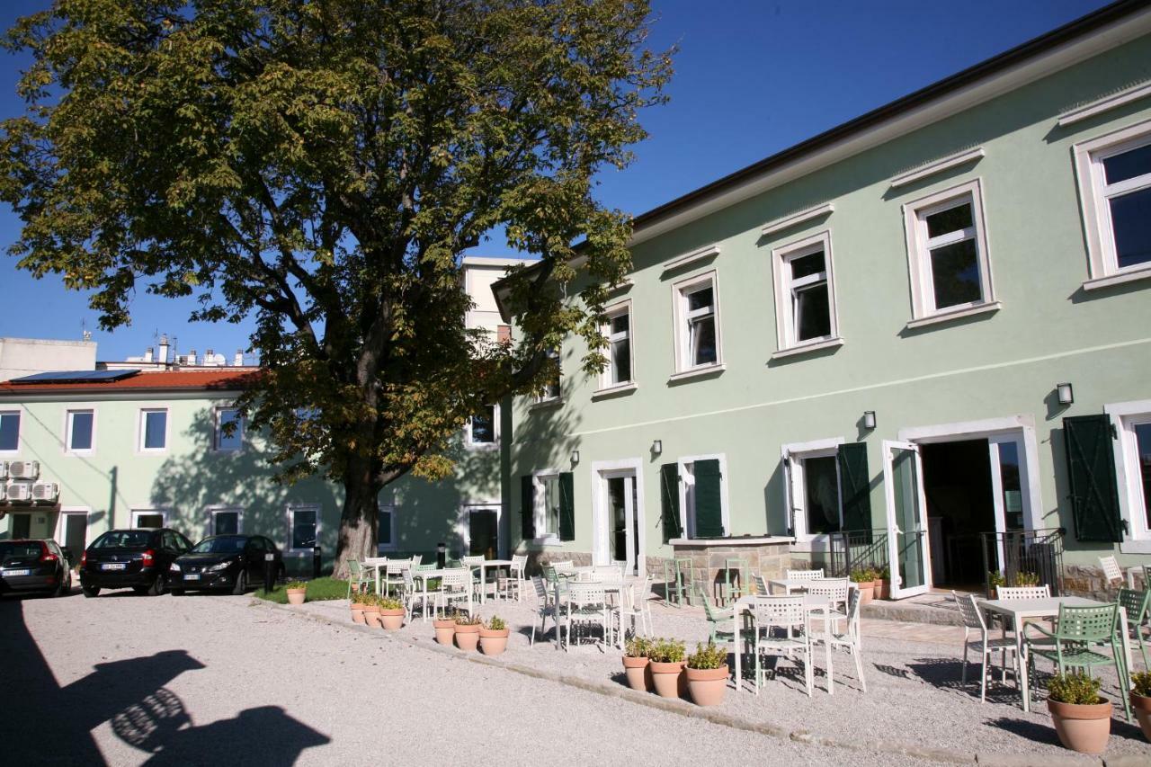Bizjak L'Agriturismo Hotel Trieste Bagian luar foto