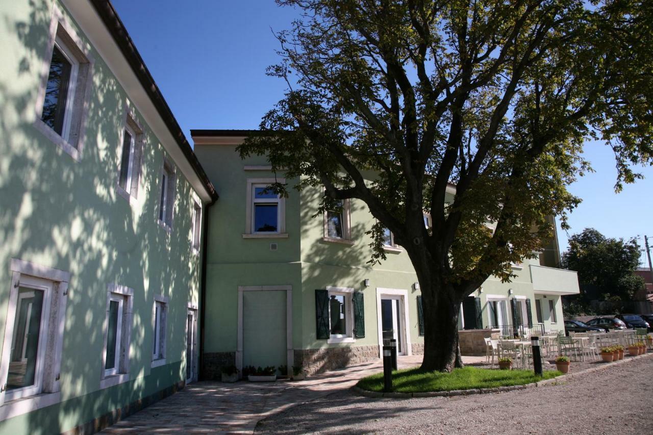 Bizjak L'Agriturismo Hotel Trieste Bagian luar foto